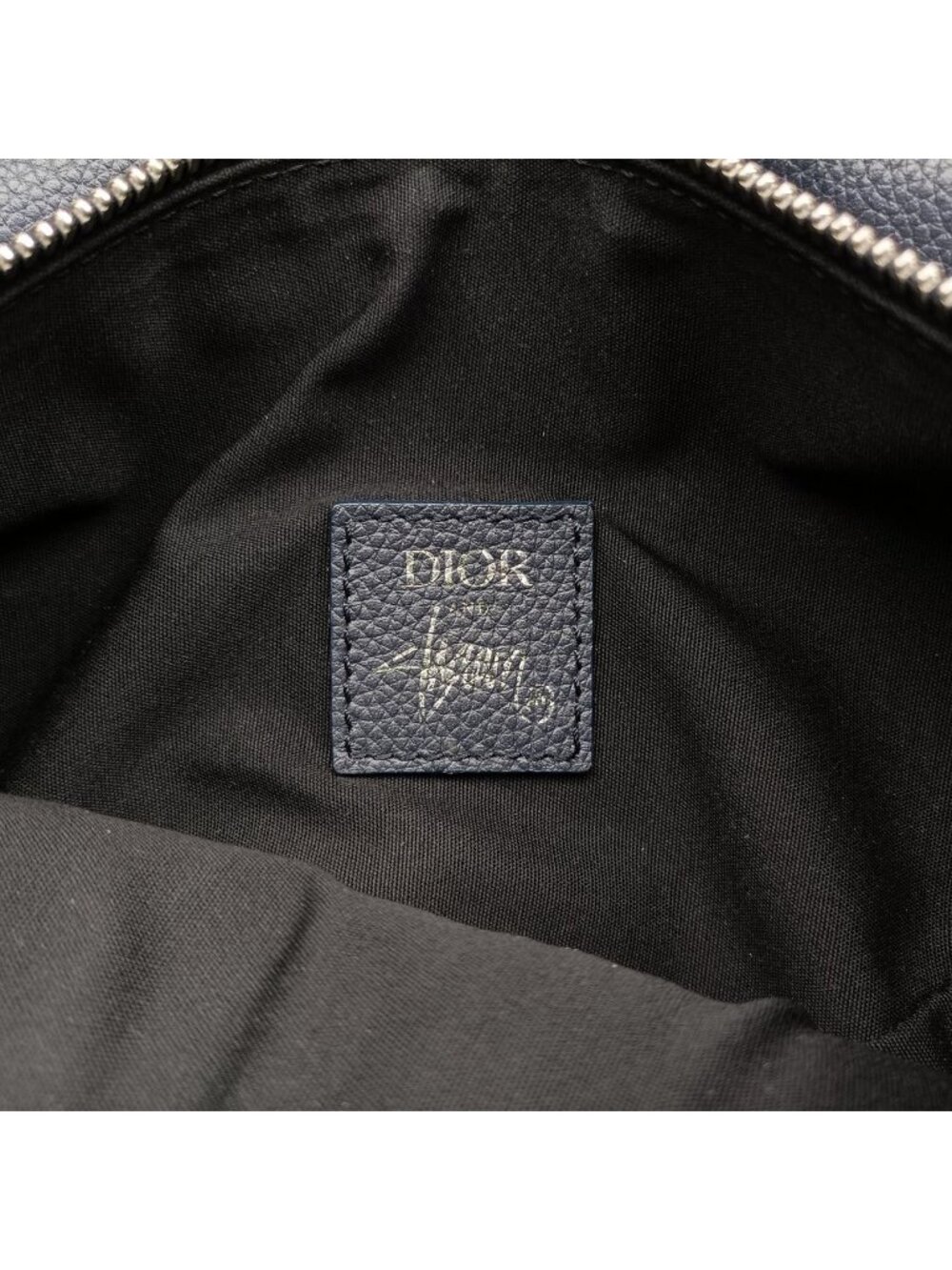 Dior Saddle Navy Leather Shoulder Bag - Picture 10 of 16